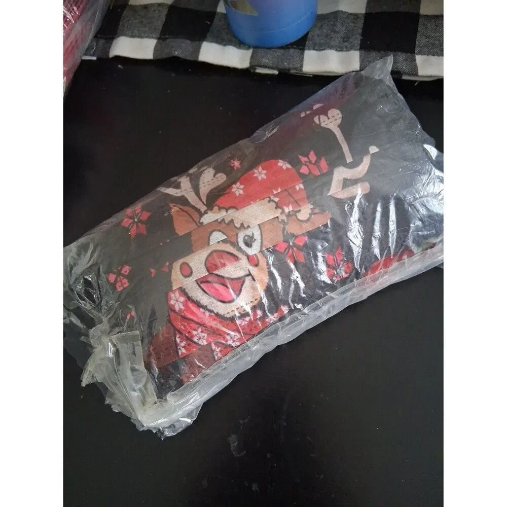 Face Mask Adult Christmas Reindeer Santa 39 Pieces NWT